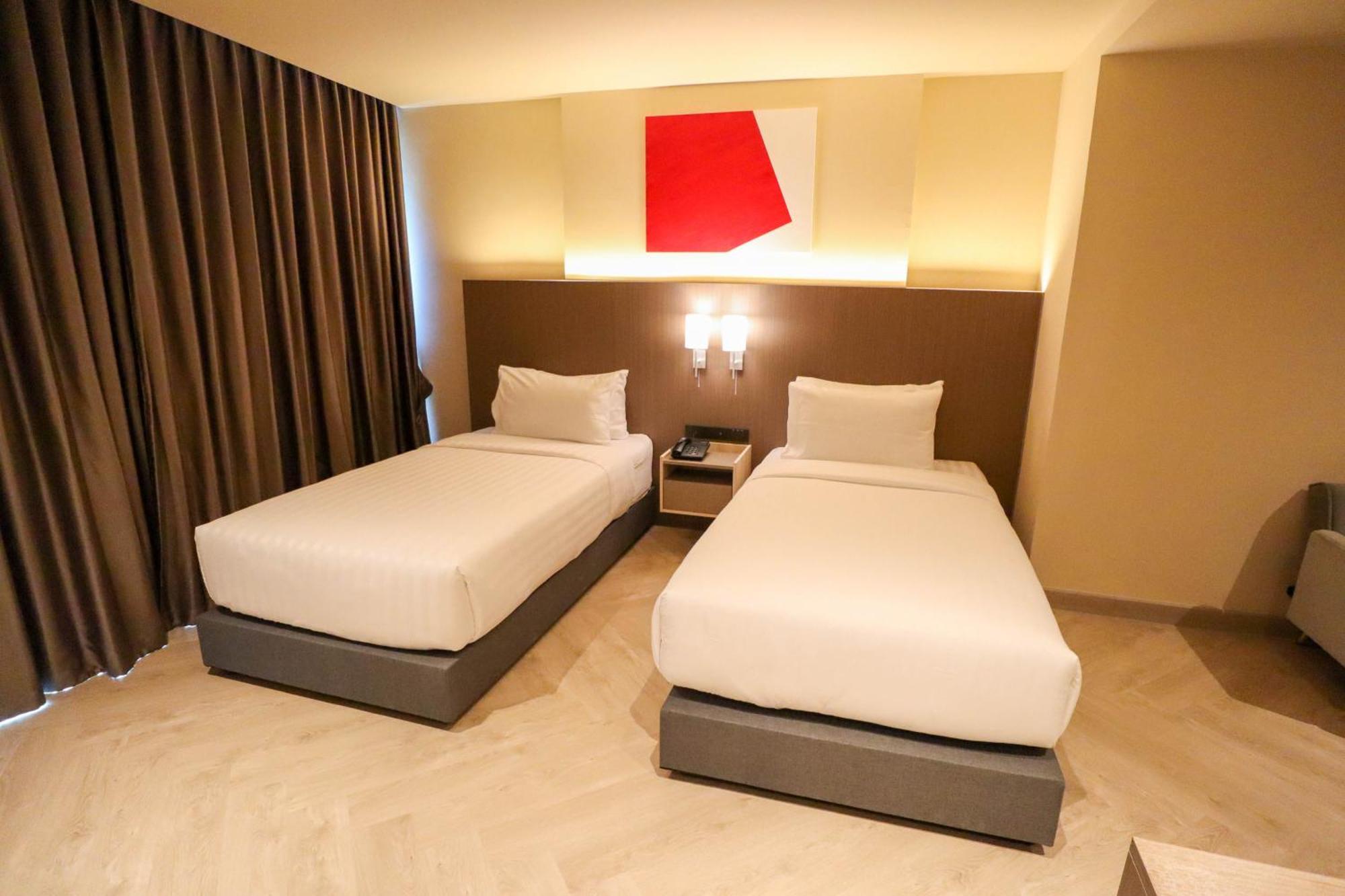 Hotel The One Cozy Living Pattaya Exterior foto